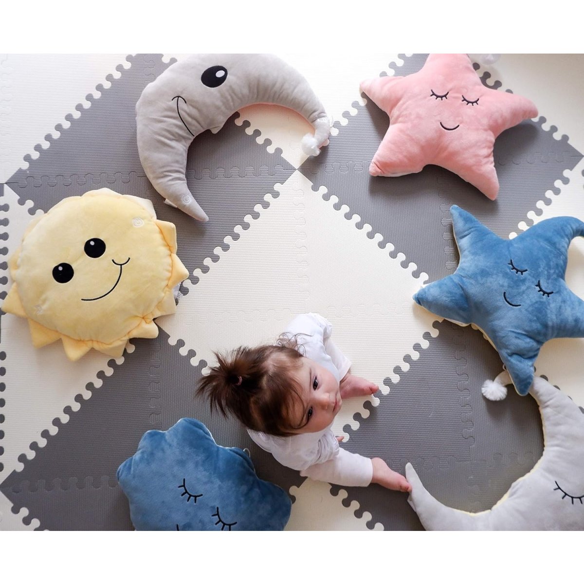 Kokoons Plush with LED & Sound - Ivory Moon