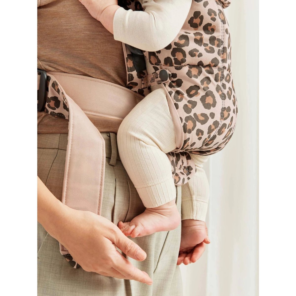 Baby Carrier Mini - Cotton, Beige Leopard