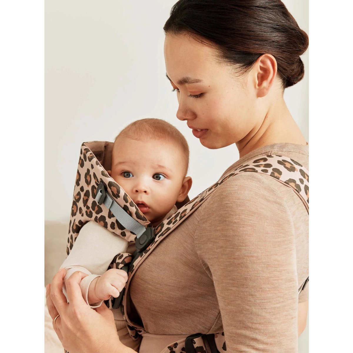 Baby Carrier Mini - Cotton, Beige Leopard