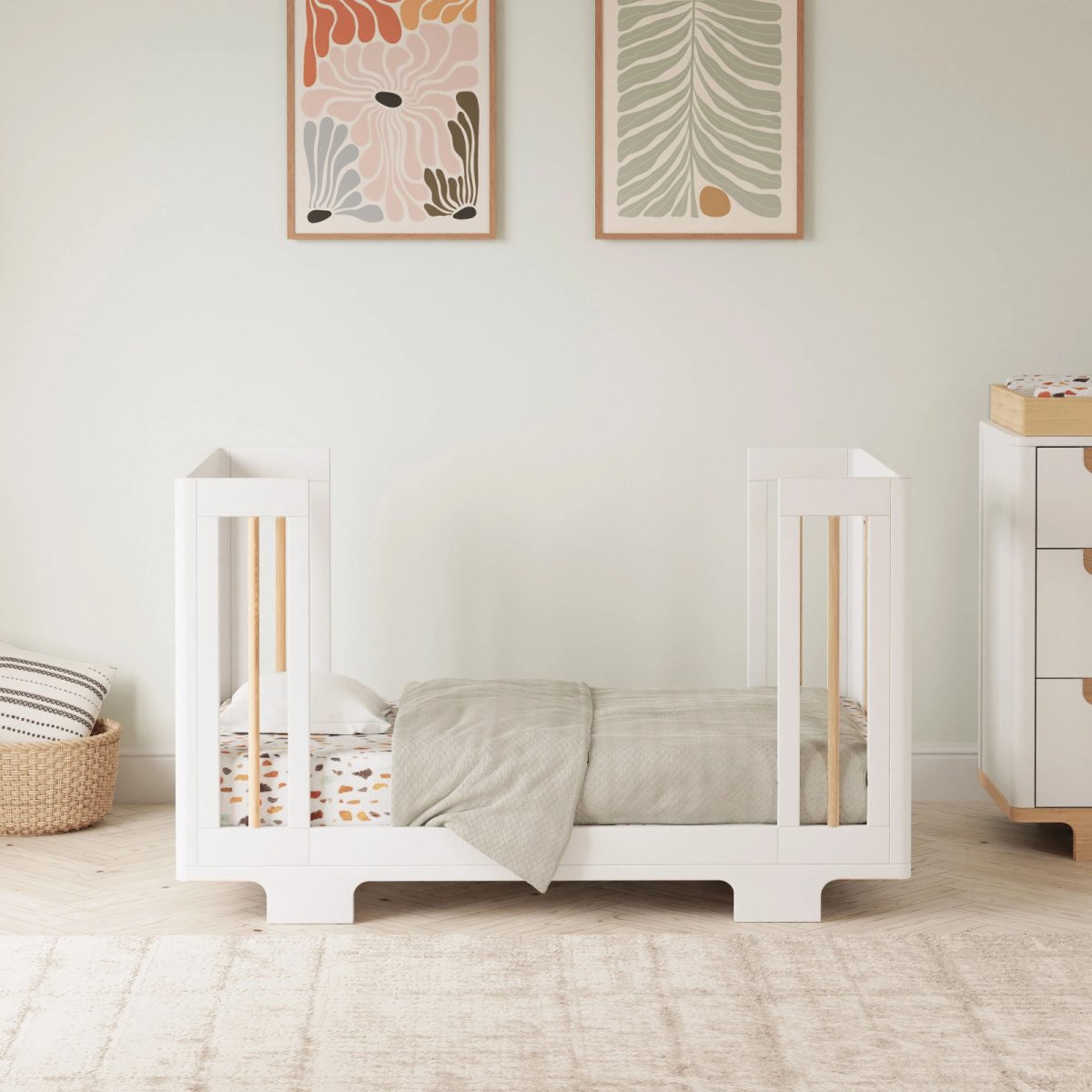 Yuzu 8 in 1 Convertible Crib with All Stages Conversion Kit - White/Natural