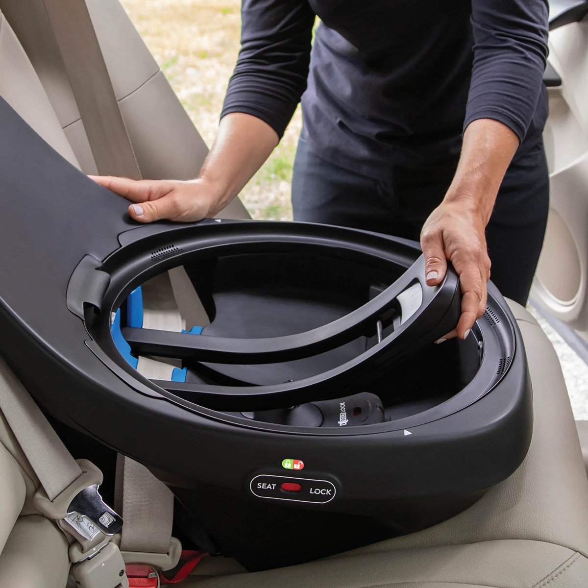 Gold Revolve 360 All-In-One Extend Car Seat with Sensorsafe - Onyx Black
