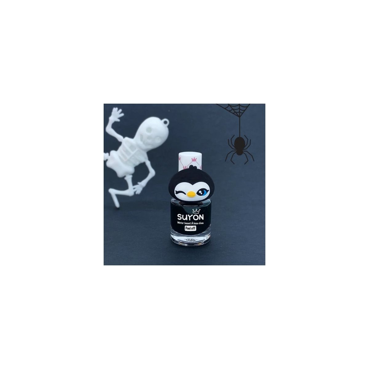 Peel Off Nail Polish Black & Gold with Penguin Ring