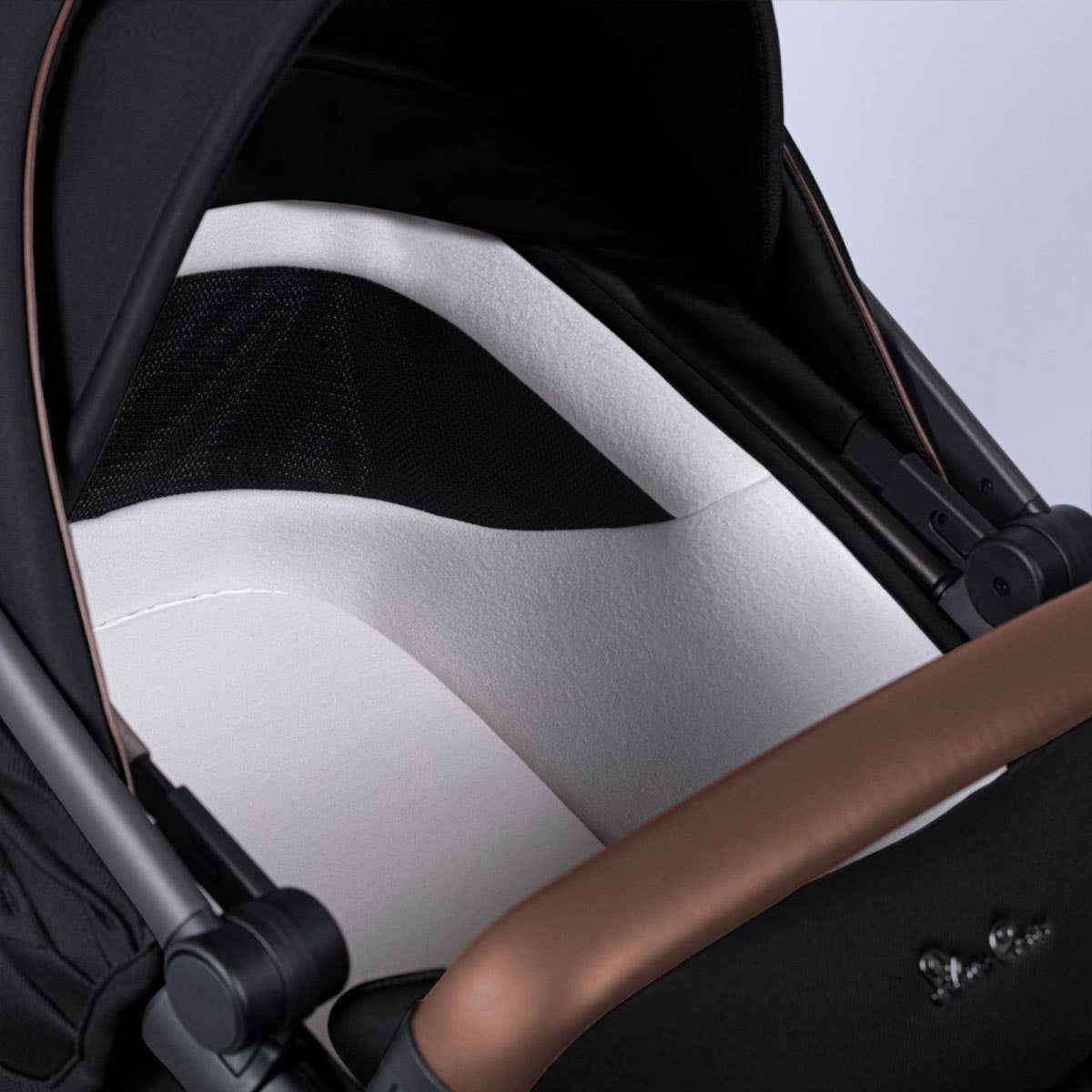 Wave 3 Stroller Licorice